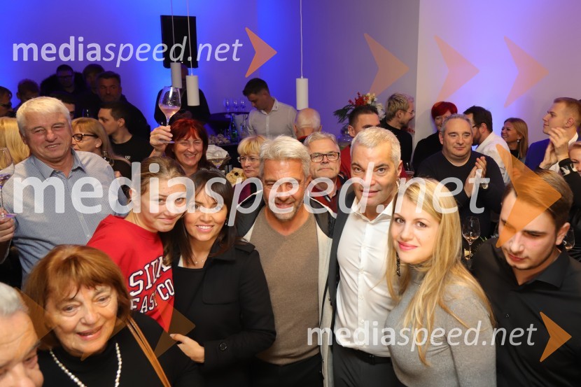  ... ;  ... ;  Tina Rajterič;  Marko Arsenovič, managing director, s.Oliver Slovenia & Croatia;  Aleksander Saša Arsenovič, župan, Mestna občina Maribor;  Katja Arsenovič, direktorica Rožmarin Hospitality Group;  Izak ArsenovičSaša Arsenovič nadaljuje županski mandat v Mariboru