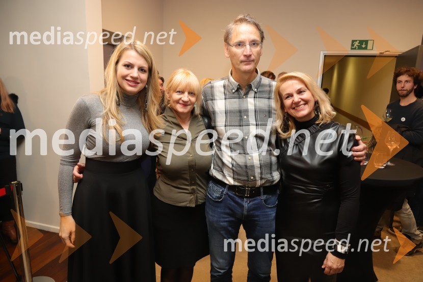  Katja Arsenovič, direktorica Rožmarin Hospitality Group;  ... ;  ... ;  Neva Pipan, koordinatorka, kabinet župana MOMSaša Arsenovič nadaljuje županski mandat v Mariboru