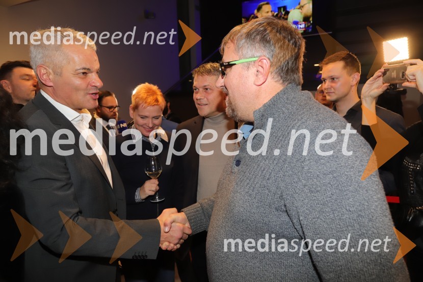  Aleksander Saša Arsenovič, župan, Mestna občina Maribor;  Igor Jurišič, mestni svetnik MOM, Stranka mladih - Zeleni EvropeSaša Arsenovič nadaljuje županski mandat v Mariboru