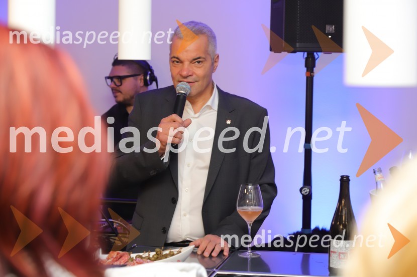  Aleksander Saša Arsenovič, župan, Mestna občina MariborSaša Arsenovič nadaljuje županski mandat v Mariboru