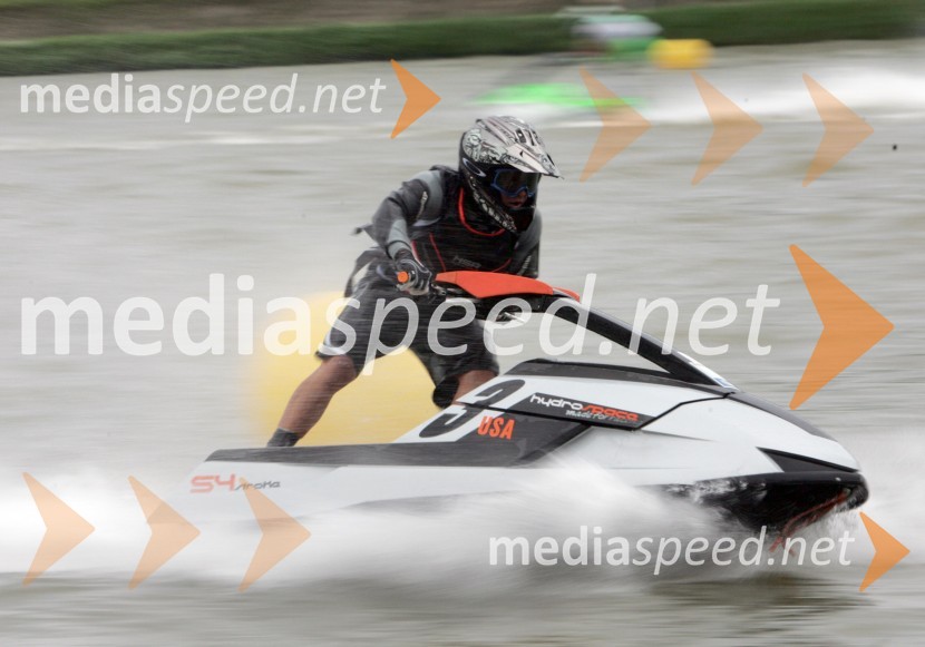 Ameriški tekmovalecJET SKI, pokal Alpe Adria