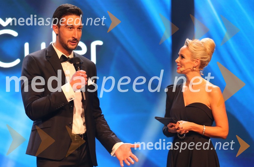  Sebastian Čufer, Mister Slovenia 2021;  Pia Pustovrh, voditeljicaMister Slovenije 2022 je Al Sivka