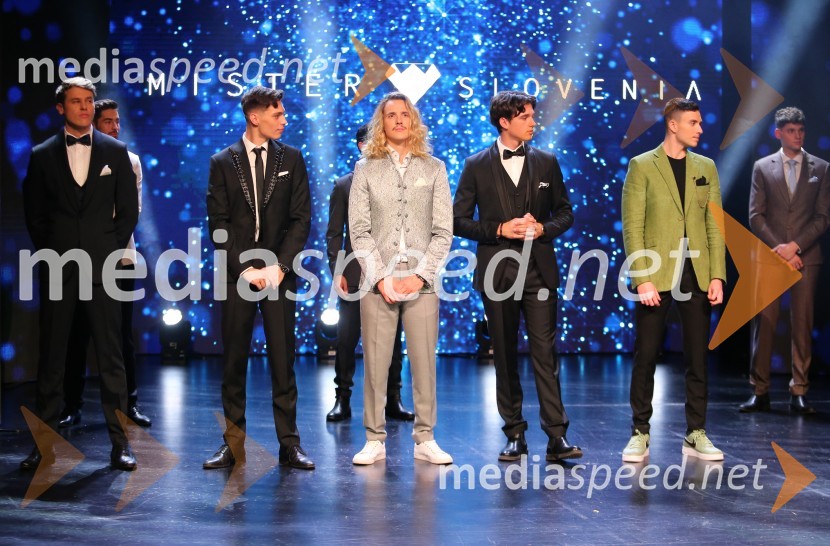  Leo Krajnc, superfinalist Mister Slovenia 2022;  Sven Arnautovič Holobar, superfinalist Mister Slovenia 2022;  Martin Peternelj, superfinalist Mister Slovenia 2022;  Al Sivka, Mister Slovenia 2022;  Kristijan Plesec, superfinalist Mister Slovenia 2022Mister Slovenije 2022 je Al Sivka