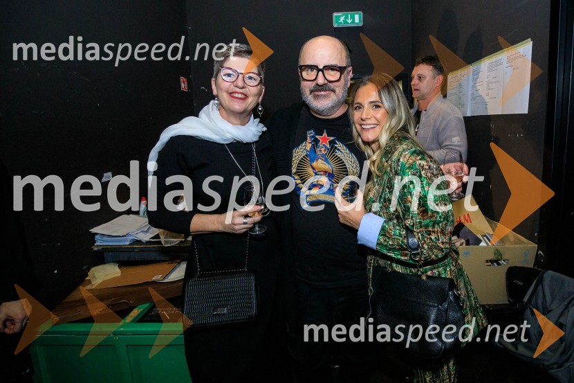  Mirjam Drnovšček, direktorica, SNG Nova Gorica;  Kokan Mladenović, režiser;  Aleksandra Pecić Mladenović, kostomugrafinjaNenadoma, reka, premiera v SNG Nova Gorica