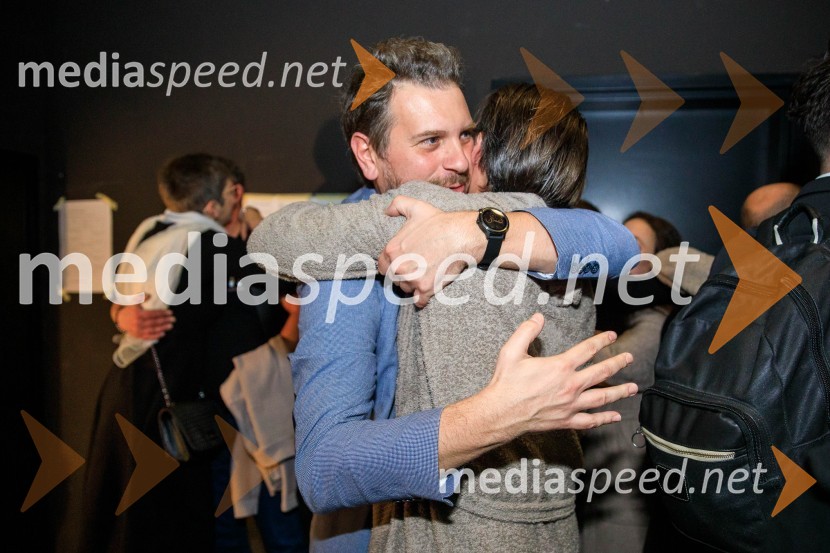  Marko Bratuš, umetniški vodja SNG Nova Gorica;  Jure Kopušar, igralecNenadoma, reka, premiera v SNG Nova Gorica