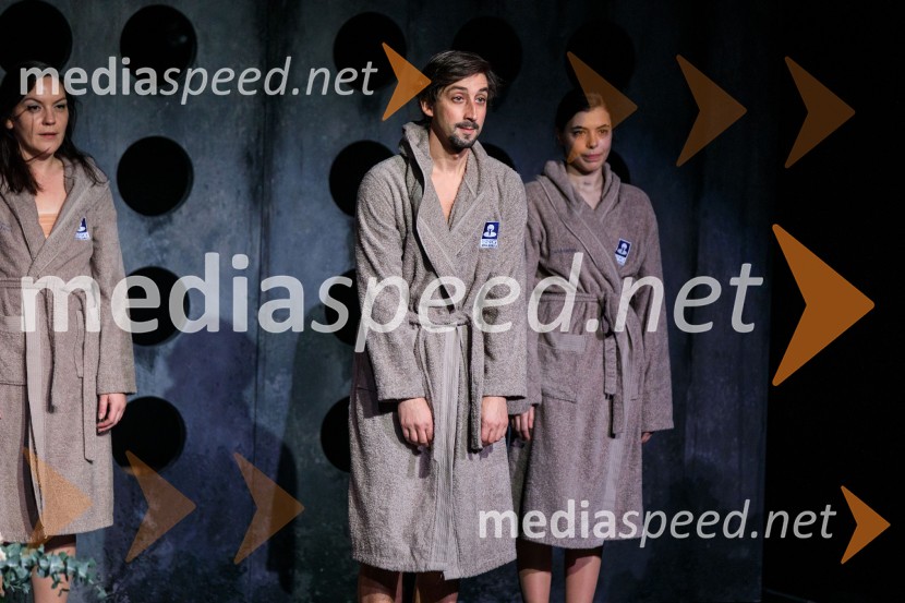  Žiga Udir, igralecNenadoma, reka, premiera v SNG Nova Gorica