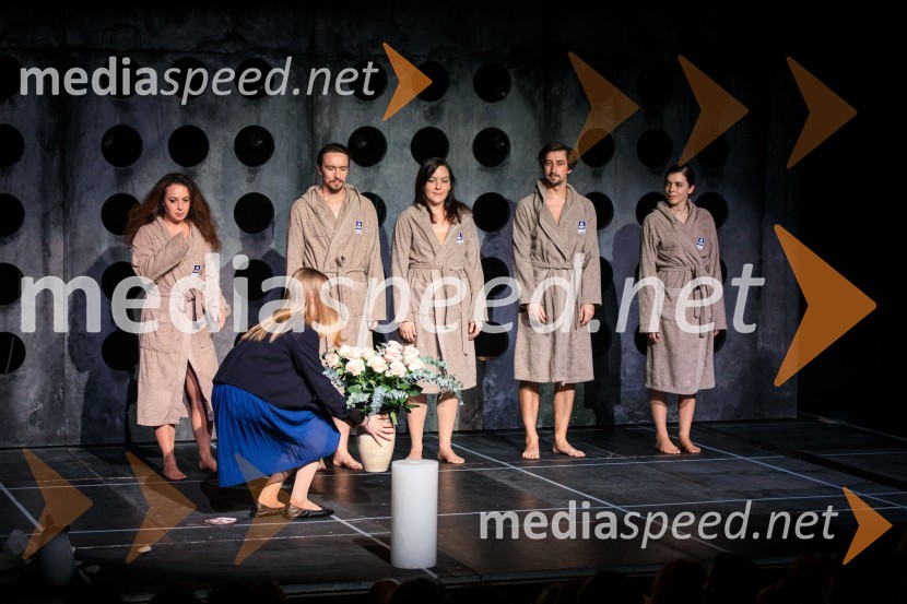  Urška Taufer, igralka;  Jure Kopušar, igralec;  Tamara Avguštin, igralka;  Žiga Udir, igralec;  Anuša  Kodelja, igralkaNenadoma, reka, premiera v SNG Nova Gorica