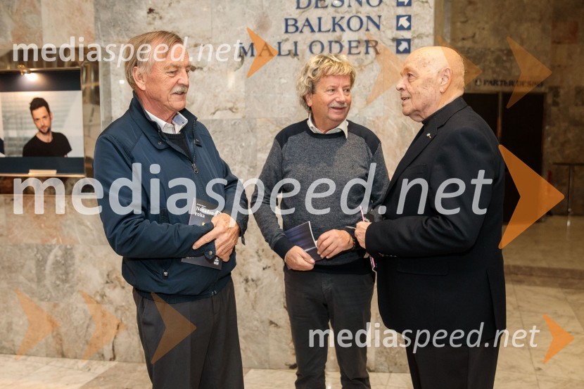 Nenadoma, reka, premiera v SNG Nova Gorica