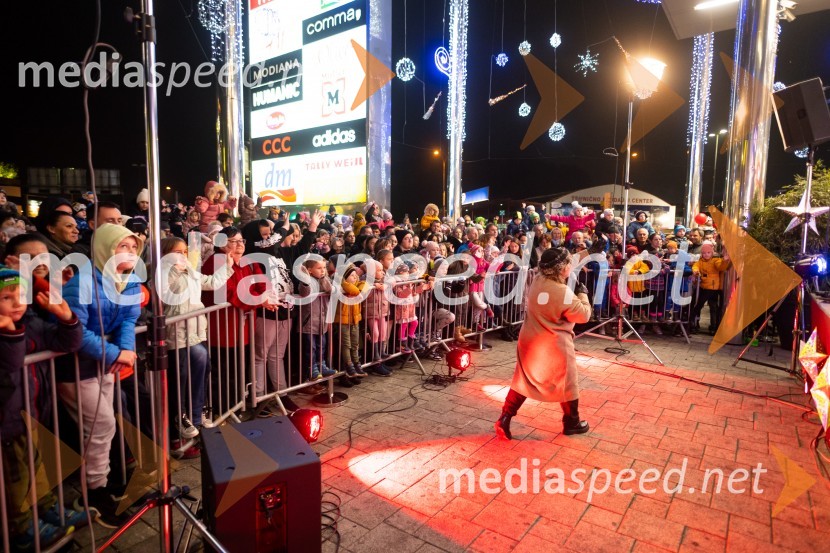 Miklavž obdaril otroke v Citycentru Celje, 2022