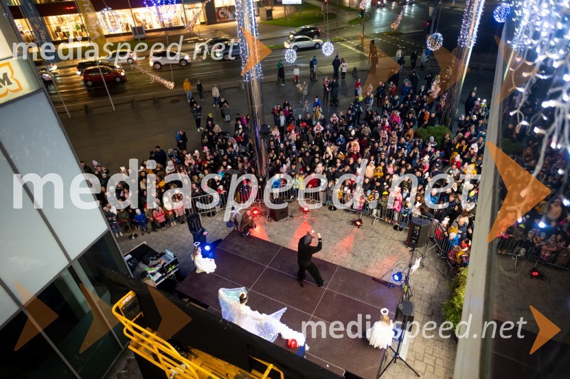 Miklavž obdaril otroke v Citycentru Celje, 2022