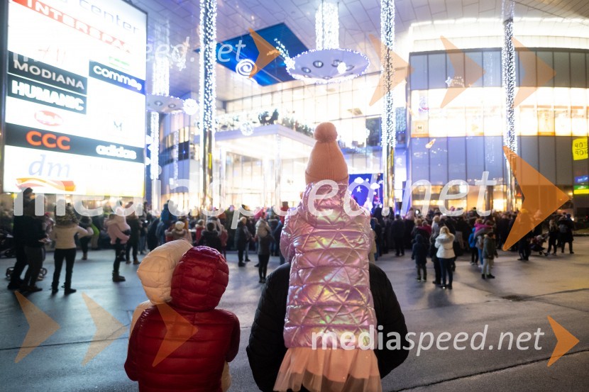 Miklavž obdaril otroke v Citycentru Celje, 2022