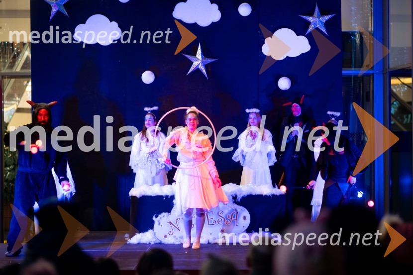 Miklavž obdaril otroke v Citycentru Celje, 2022