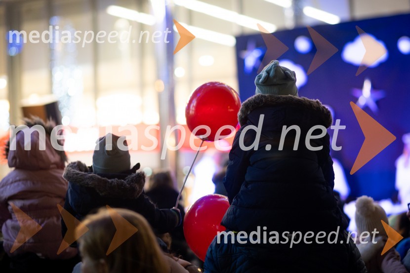 Miklavž obdaril otroke v Citycentru Celje, 2022