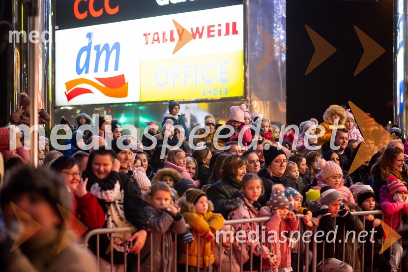 Miklavž obdaril otroke v Citycentru Celje, 2022