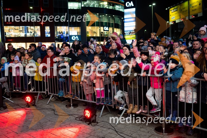 Miklavž obdaril otroke v Citycentru Celje, 2022