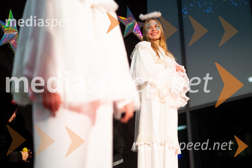 Miklavž obdaril otroke v Citycentru Celje, 2022