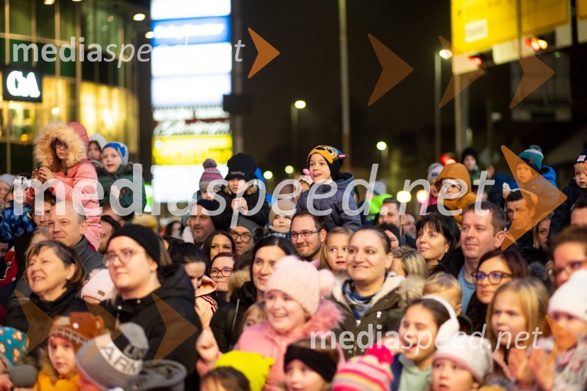 Miklavž obdaril otroke v Citycentru Celje, 2022