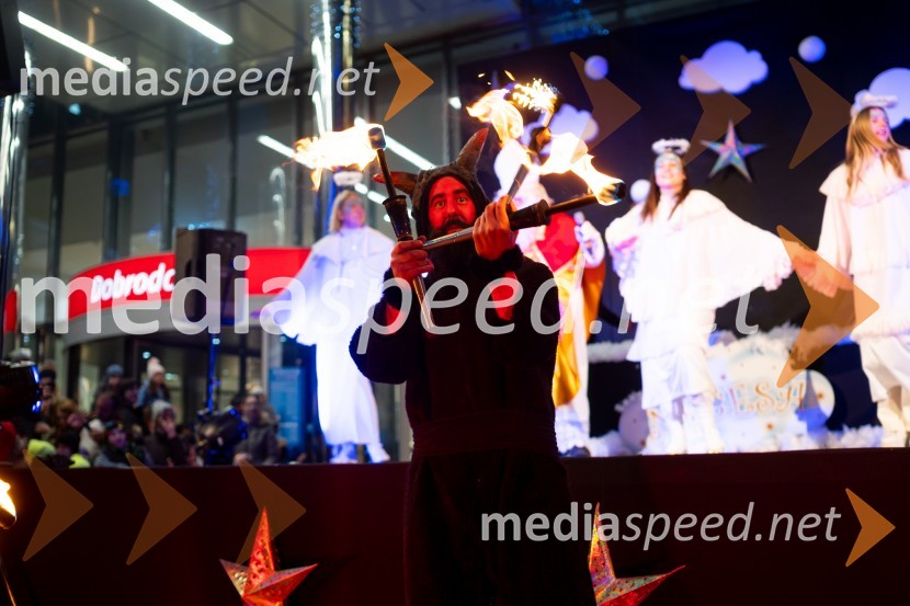 Miklavž obdaril otroke v Citycentru Celje, 2022