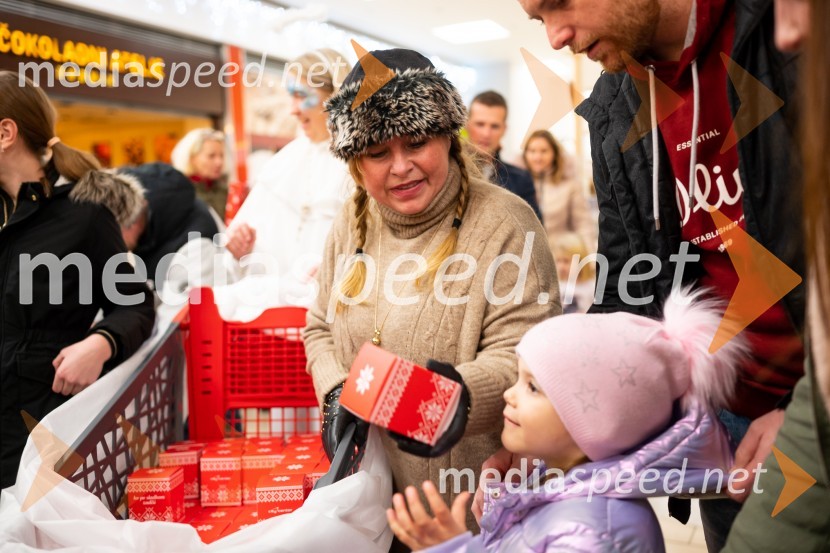 Miklavž obdaril otroke v Citycentru Celje, 2022