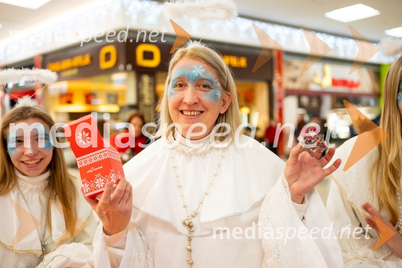 Miklavž obdaril otroke v Citycentru Celje, 2022