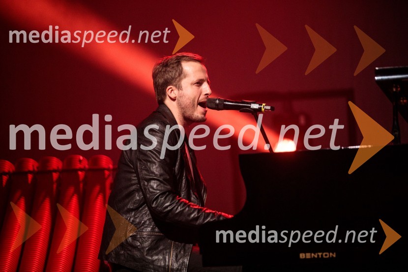  Dominik Bagola, glasbenik, skupina BalladeroIzštekanih 10, 2022