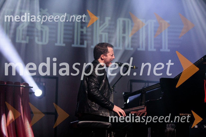  Dominik Bagola, glasbenik, skupina BalladeroIzštekanih 10, 2022