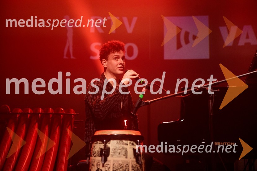  Anže Lajevec, pianist, skupina KokosyIzštekanih 10, 2022