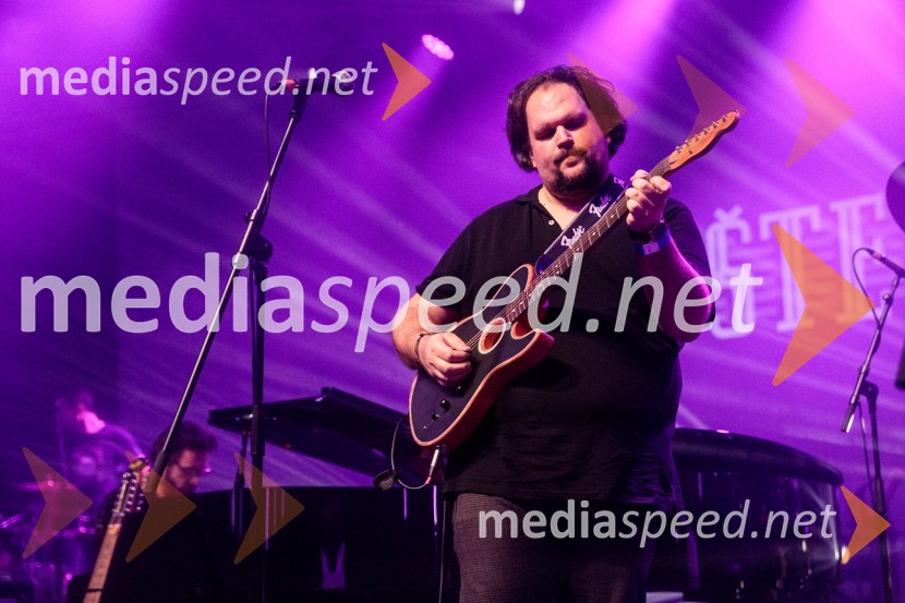  Jan Medle, kitarist, glasbena skupina Tretji kanuIzštekanih 10, 2022