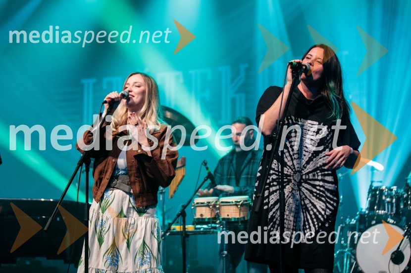  Anja  Pavlin, pevka, glasbena skupina Tretji kanu;  Tina Kachon, pevkaIzštekanih 10, 2022