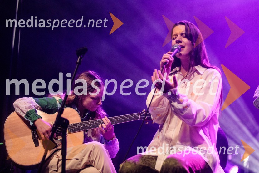  Urška Supej, 3: RMA;  Maša  But, pevka, 3: RMAIzštekanih 10, 2022