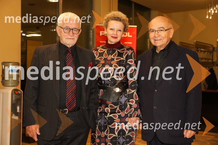 dr. Peter  Čeferin, pravnik, pisatelj;  Rija Čič;  Mitja Rotovnik, nekdanji direktor Cankarjevega domaNeznanec, premiera v MGL Ljubljana