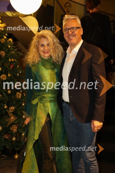  Tanja Dimitrievska, igralka;  Peter Topić, psihoterapevtNeznanec, premiera v MGL Ljubljana