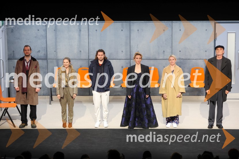  Gal  Oblak, igralec ;  Ana Pavlin, igralka;   Filip Štepec, AGRFT;  Mojca Funkl, igralka;  Tjaša  Železnik, igralka;  Boris  Kerč, igralecNeznanec, premiera v MGL Ljubljana