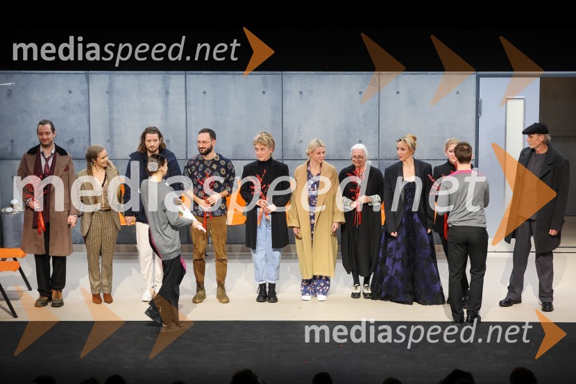  Gal  Oblak, igralec ;  Ana Pavlin, igralka;   Filip Štepec, AGRFT;  Darjan Mihajlović Cerar, scenograf;  Barbara Hieng Samobor, direktorica in umetniška vodja MGL;  Tjaša  Železnik, igralka;  Bjanka Adžić Ursulov, kostumografinja;  Mojca Funkl, igralka;  Boris  Kerč, igralecNeznanec, premiera v MGL Ljubljana