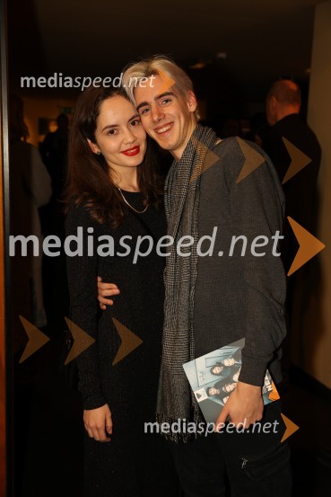  Lara Wolf Završnik, igralka;  Tilen Oblak, asistent dramaturginjeNeznanec, premiera v MGL Ljubljana