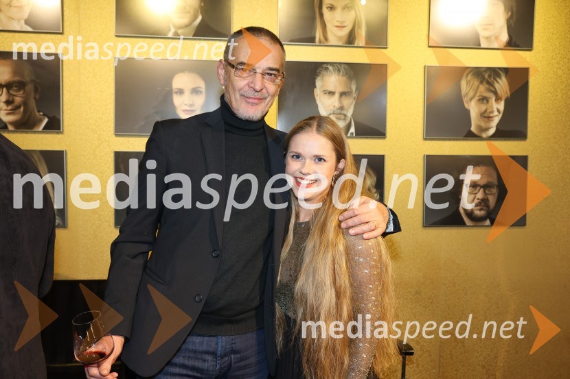   Igor  Samobor, igralec;  Ana Pavlin, igralkaNeznanec, premiera v MGL Ljubljana
