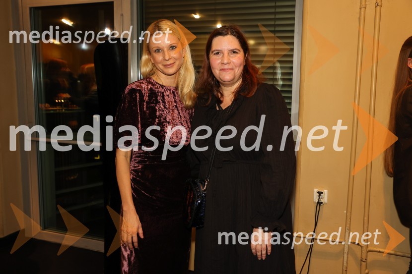  Tjaša  Železnik, igralka;  Teja Pelko, novinarka, Svet24Neznanec, premiera v MGL Ljubljana