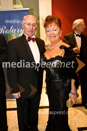 Tone Prosenc in Tjaša Andree Prosenc, odvetnikaVeliki rotarijski ples 2009