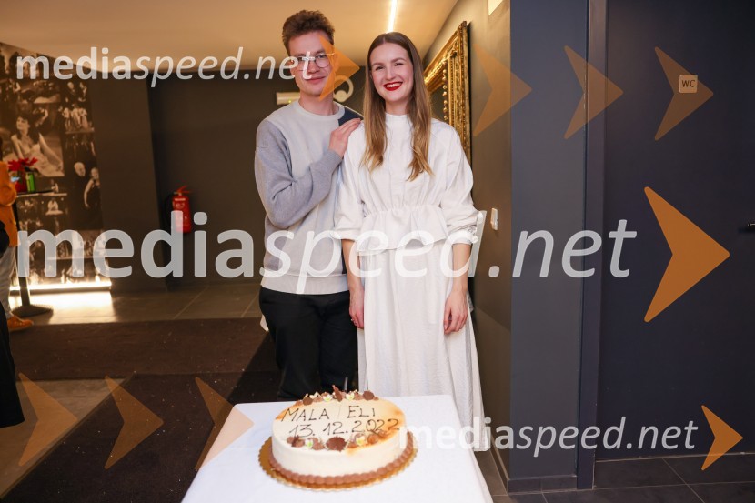  Žan Brelih Hatunić, igralec;  Lucija Harum, igralka, pevkaMala Eli, premiera predstave za najmlajše v SLG Celje