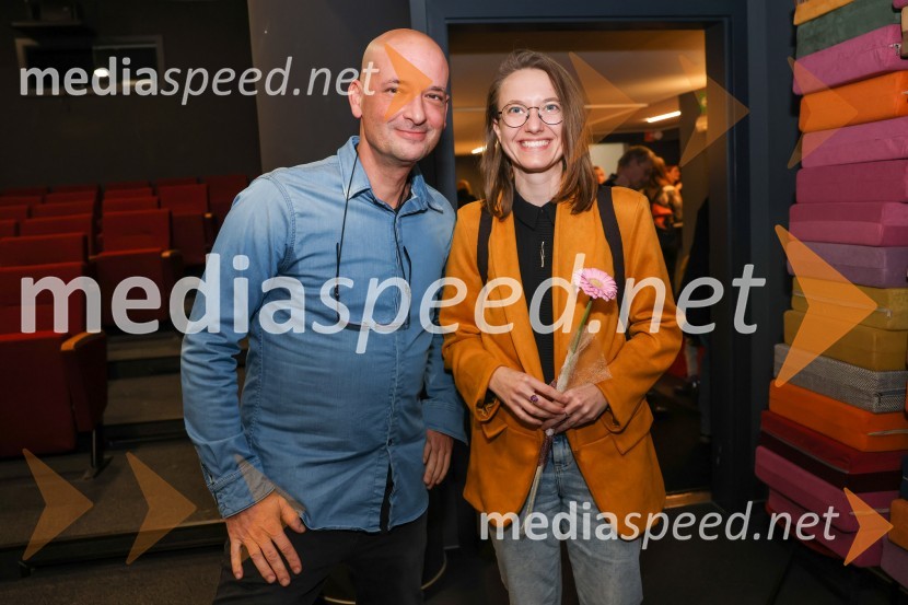  Miha Golob, upravnik in umetniški vodja, SLG Celje;  Živa Čebulj, prevajalka in lektoricaMala Eli, premiera predstave za najmlajše v SLG Celje