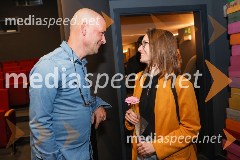  Miha Golob, upravnik in umetniški vodja, SLG Celje;  Živa Čebulj, prevajalka in lektoricaMala Eli, premiera predstave za najmlajše v SLG Celje