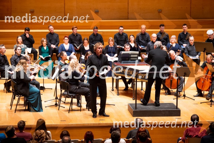  Joshua Ellicott, tenor;  Robert King, dirigentThe King´s Consort, koncert v Cankarjevem domu