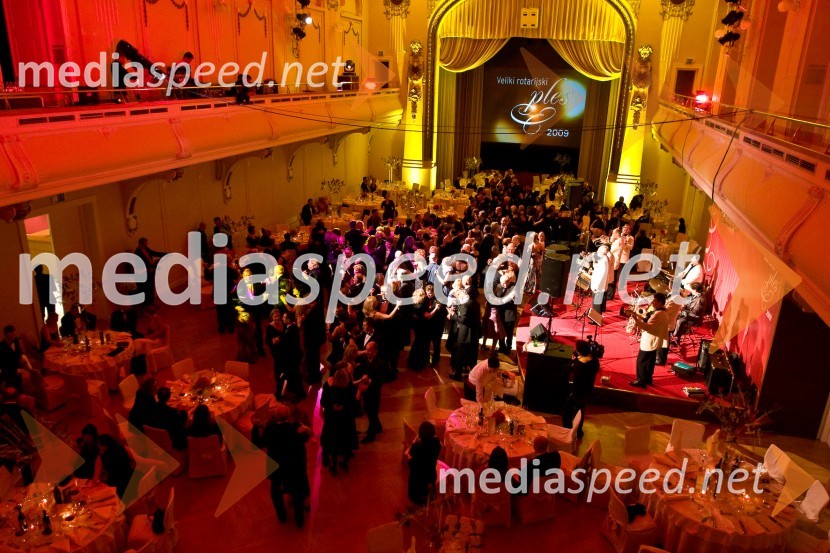 Veliki dobrodelni ples Rotary kluba LjubljanaVeliki rotarijski ples 2009