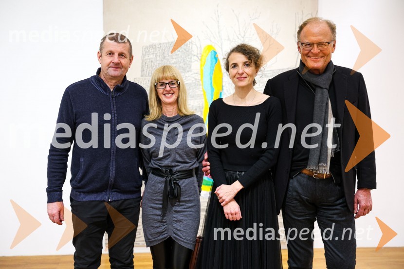  ... ;  Mateja Bertoncelj, novinarka, Finance;  Polona Lovšin, vodja komunikacij, Riko d.o.o.;  Janez  Škrabec, direktor Riko d.o.o.Odprtje razstave Neznosna lahkost bivanja v Galeriji Miklova hiša