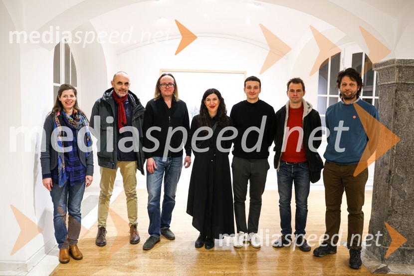  ... ;  ... ;  ... ;  Nina Skumavc;  Nik Erik Neubauer, likovnik;  Boštjan Pucelj, fotograf;  ... Odprtje razstave Neznosna lahkost bivanja v Galeriji Miklova hiša