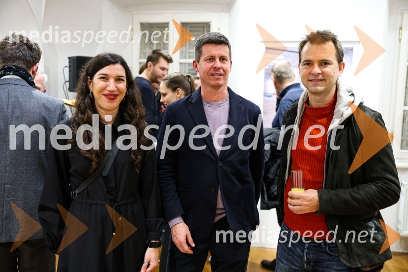  Nina Skumavc;  Matevž Čelik, arhitekt;  Boštjan Pucelj, fotografOdprtje razstave Neznosna lahkost bivanja v Galeriji Miklova hiša