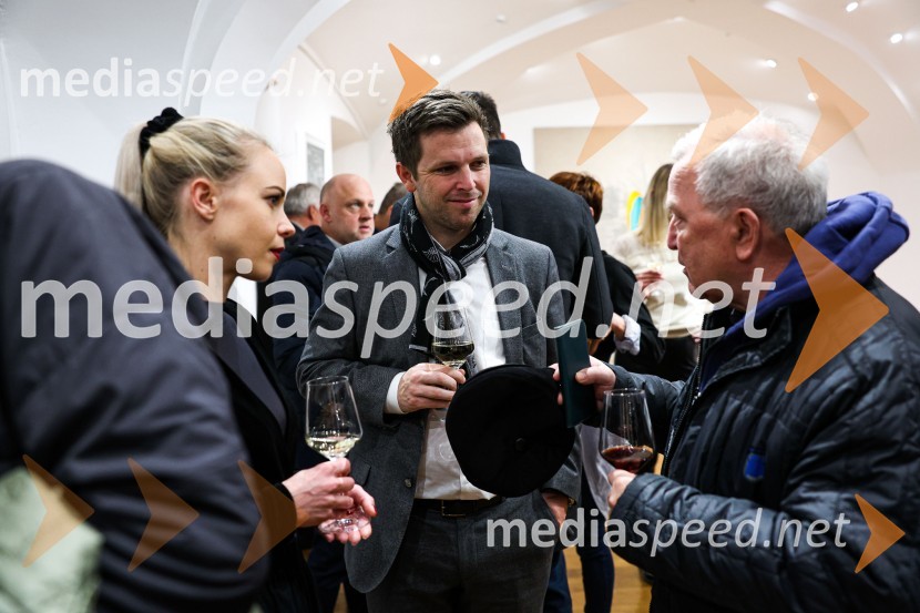 Odprtje razstave Neznosna lahkost bivanja v Galeriji Miklova hiša