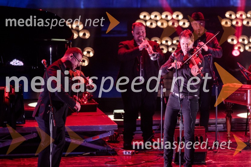  Iztok Cergol, glasbenik;  ... ;  Samo Budna, glasbenikVlado Kreslin: Vse se da, tradicionalni koncert v Cankarjevem domu