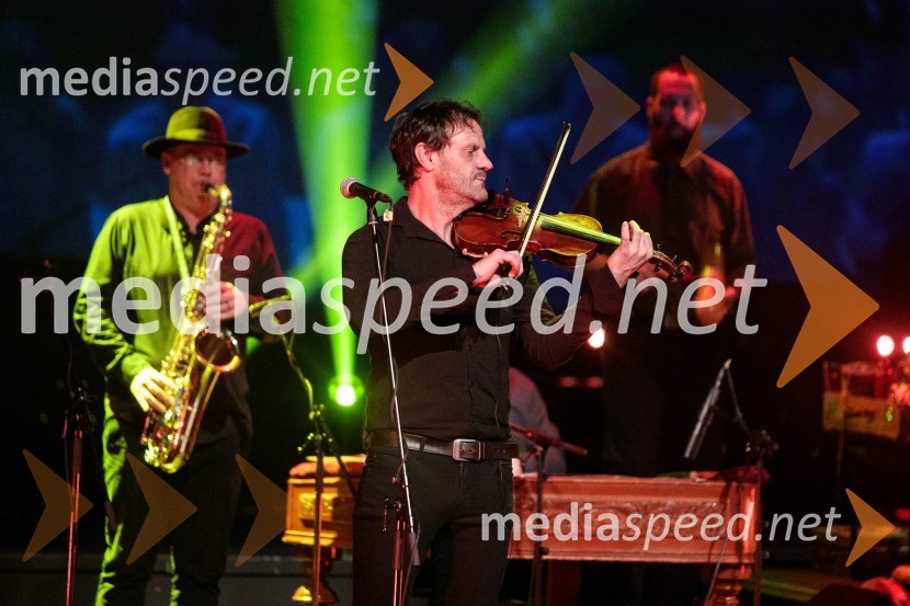  Samo Budna, glasbenikVlado Kreslin: Vse se da, tradicionalni koncert v Cankarjevem domu