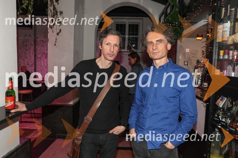  Boštjan Narat, pisatelj, glasbenik;  Jure Longyka, moderatoržbam!, premiera drame, Slovensko mladinsko gledališče